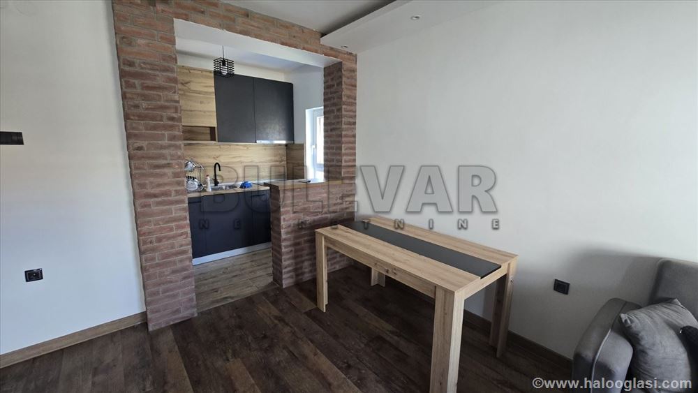 Fotografija stana 3 od 15