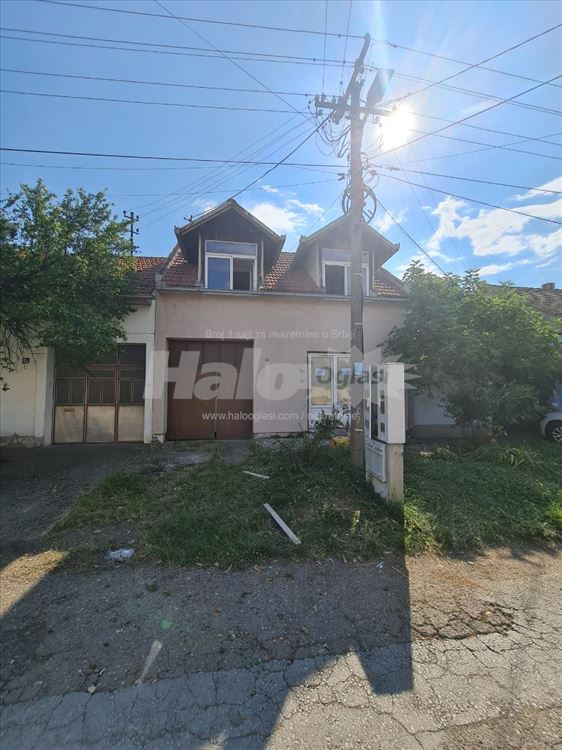 Дом Панчево, 5 комнат, со двором, готов к заселению — фото