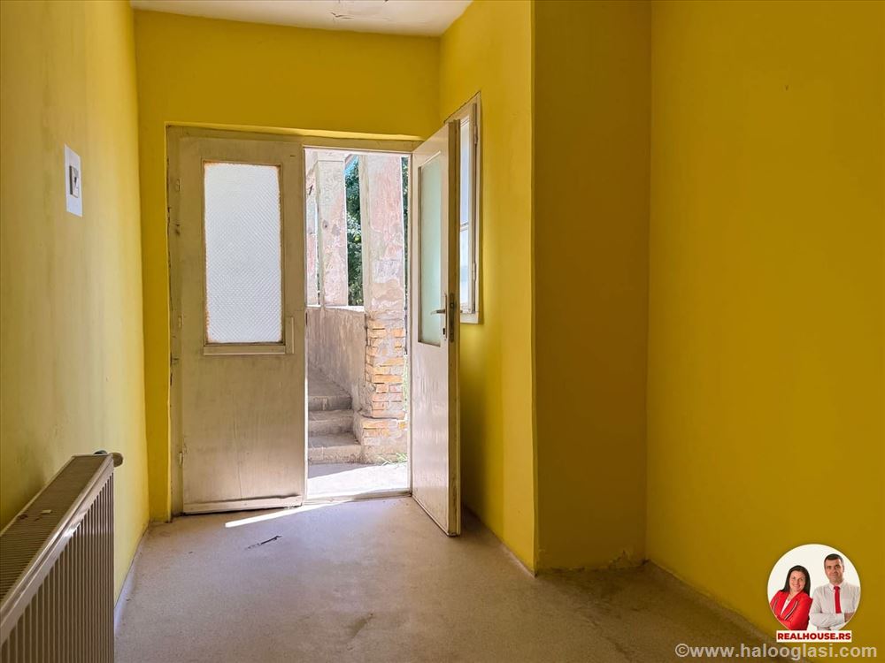 house in the countryside in Begeču — photo
