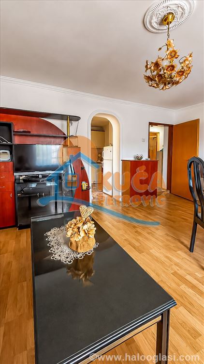 Fotografija stana 3 od 14