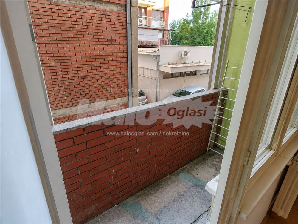 60m2, Ниш, Cara Uroša 13a — фото