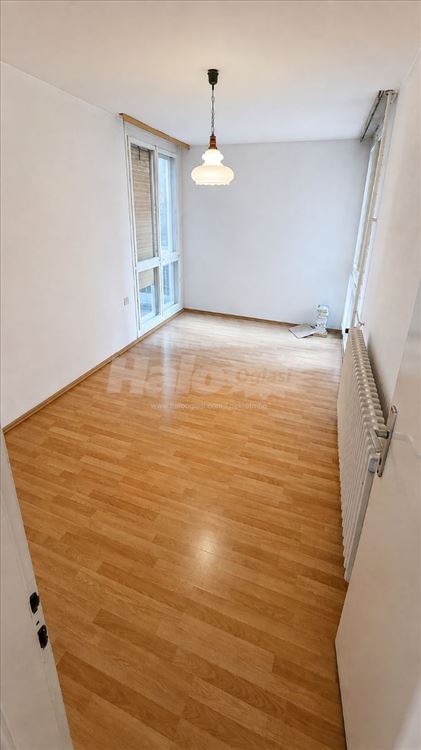 60m2, Ниш, Cara Uroša 13a — фото