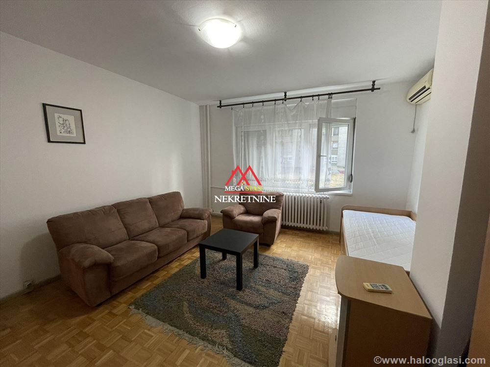 Apartment for rent with a price drop in Bulevar oslobođenja