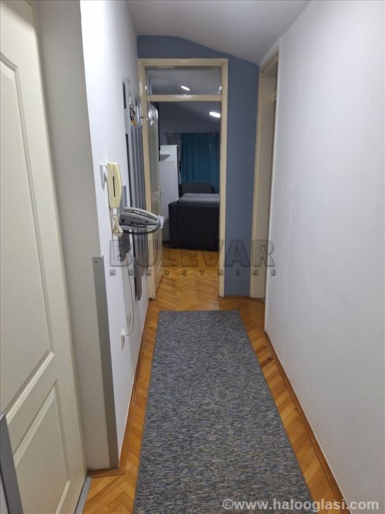 Apartment 1.5, 44 m2 near Saborne church — photo