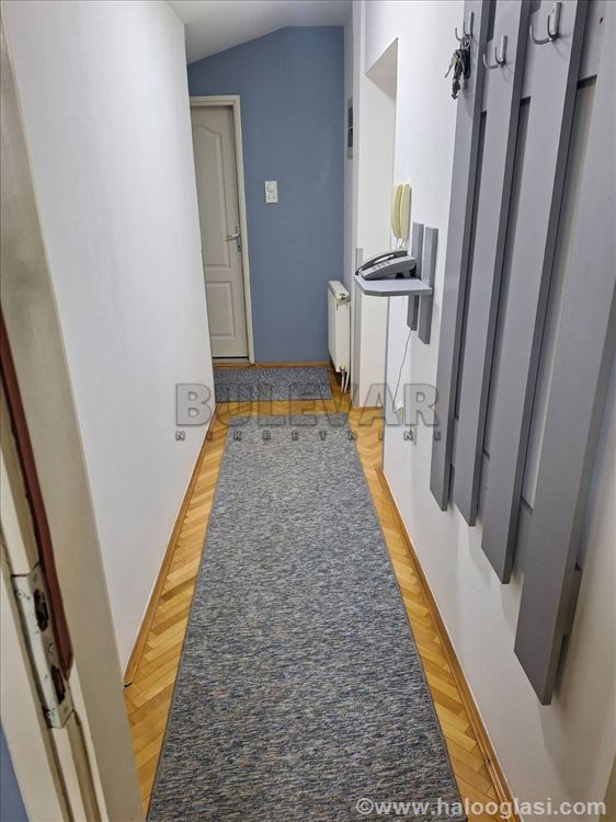 Apartment 1.5, 44 m2 near Saborne church — photo