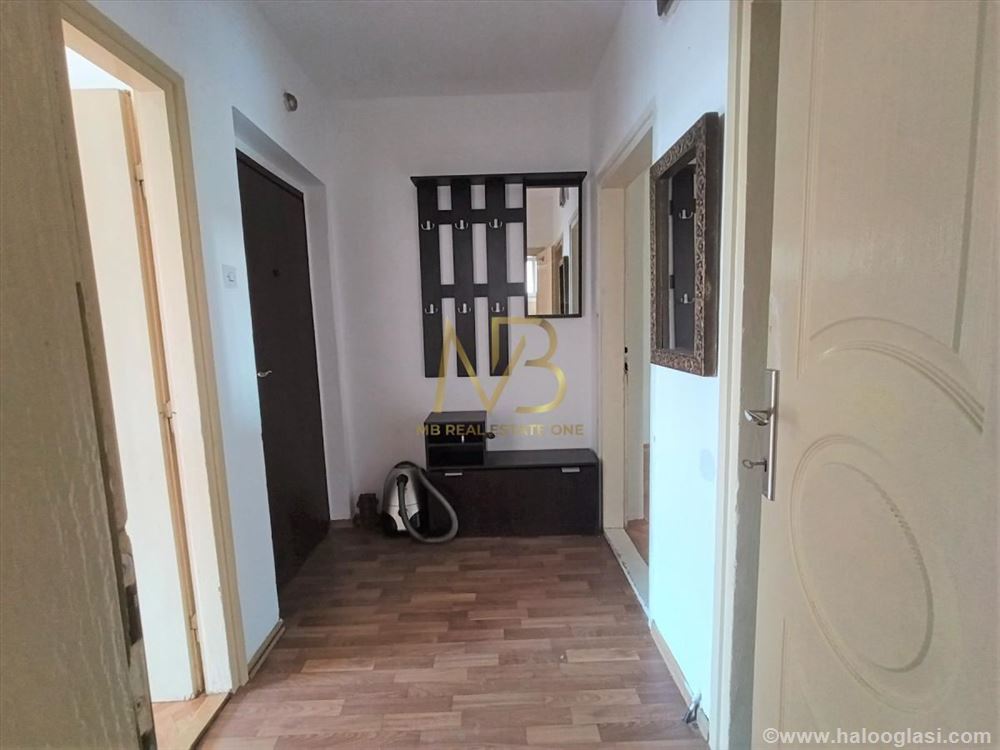 оформлена в кадастре 2.5 квартира с подвалом 25 m²! — фото