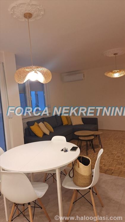 Fotografija stana 6 od 19