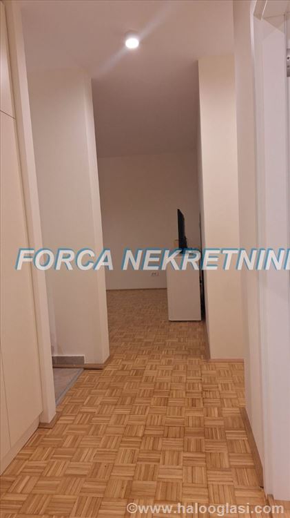 Fotografija stana 13 od 19