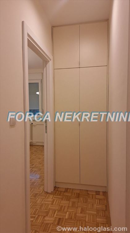Fotografija stana 15 od 19