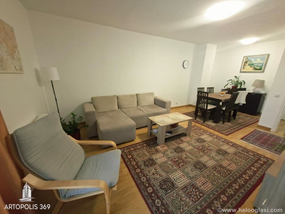 Kompletno renoviran, adaptibilan, u blizini Save I — fotografija