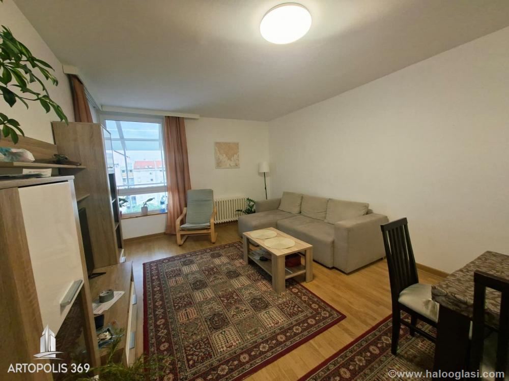 Kompletno renoviran, adaptibilan, u blizini Save I — fotografija