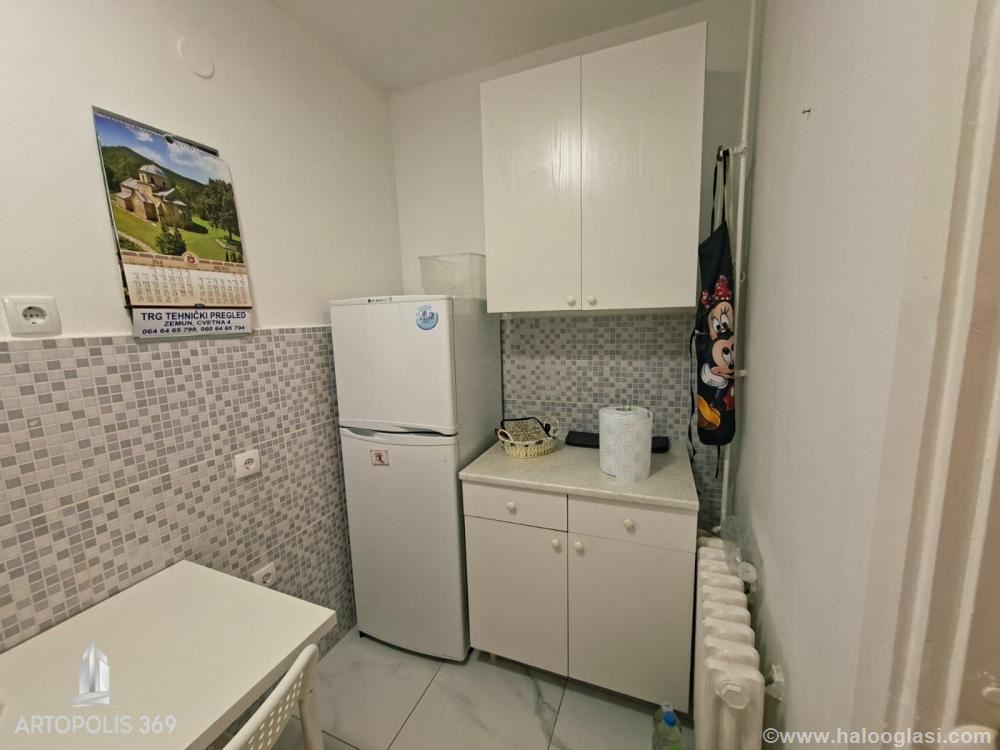 Kompletno renoviran, adaptibilan, u blizini Save I — fotografija
