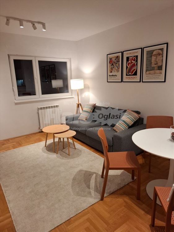 Fotografija stana 3 od 19