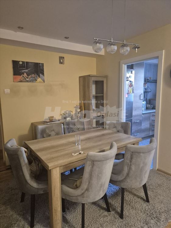 Fotografija stana 8 od 12