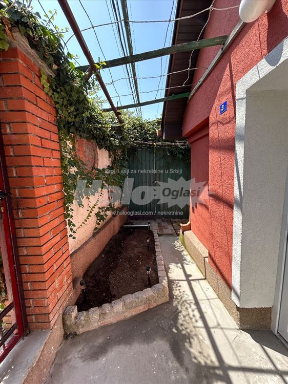 Fotografija stana 16 od 17