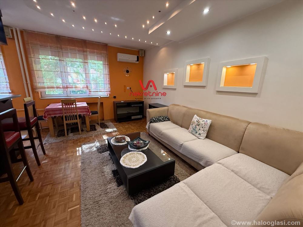 Trosoban Stan Vojvode Stepe, 60m2