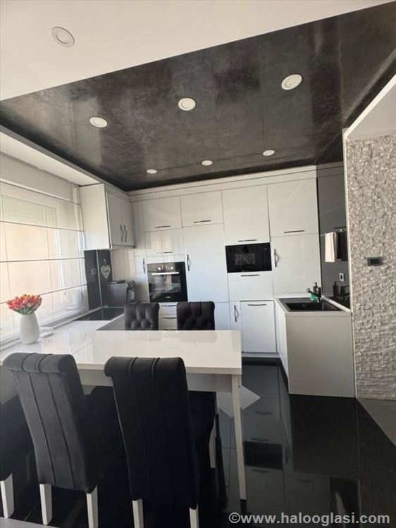 Apartment for sale with a price drop in Podbara