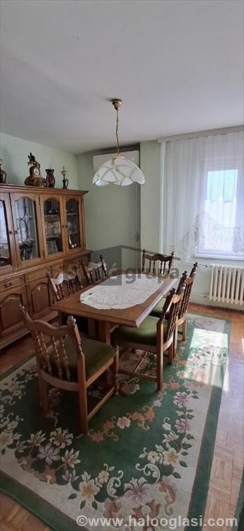 трёхкомнатная квартира, оформлена в кадастре, возле реки — фото