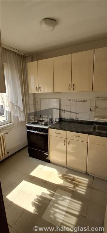 трёхкомнатная квартира, оформлена в кадастре, возле реки — фото