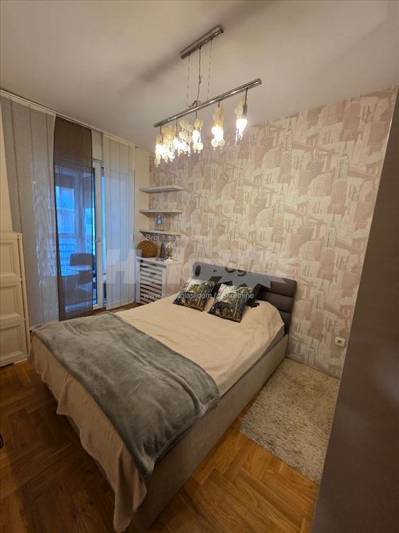 Dvosoban stan na Podbari, kompletno opremljen — fotografija