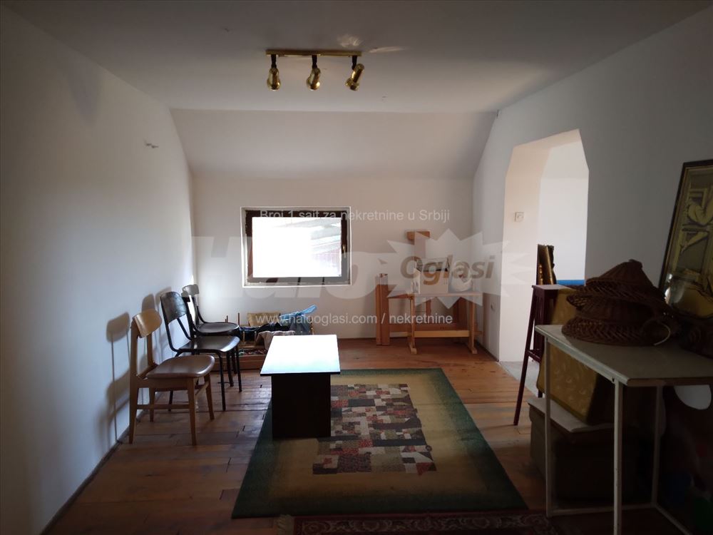 House in Sremskoj Kamenici — photo