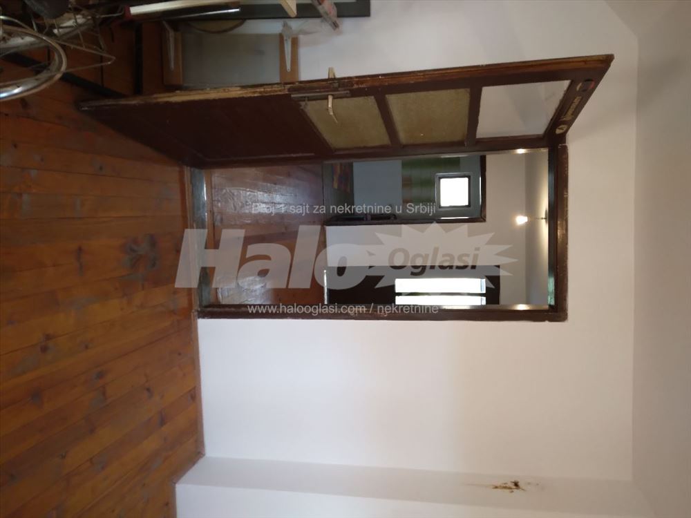 House in Sremskoj Kamenici — photo