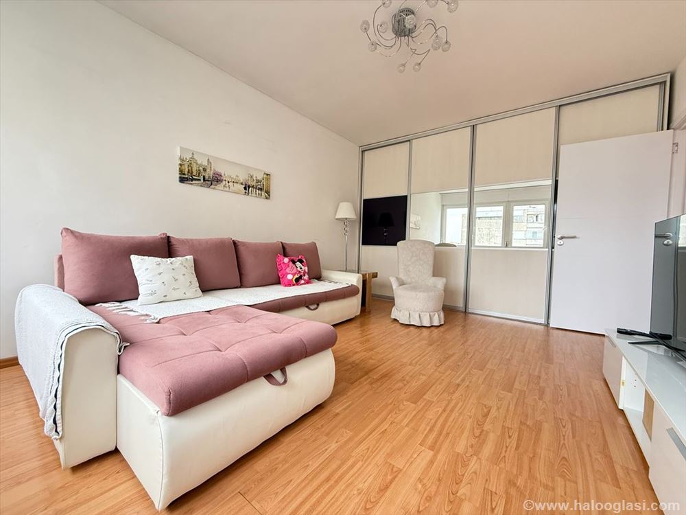 two-room apartment from 64 m² to Voždovcu — photo