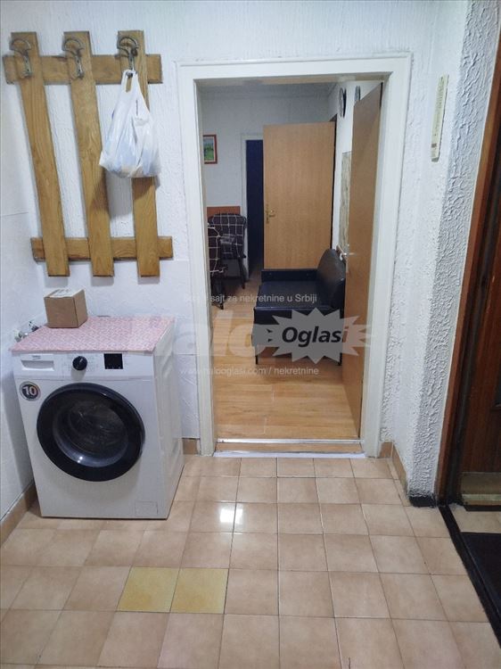 Izdaju se sobe u zasebnoj kući u blizini bolnice — fotografija