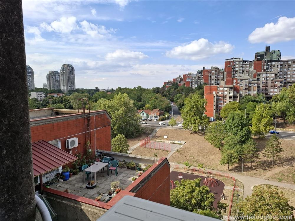 Одличан 3.0, 73m2 на Баньици,Бульвар Освобождения — фото