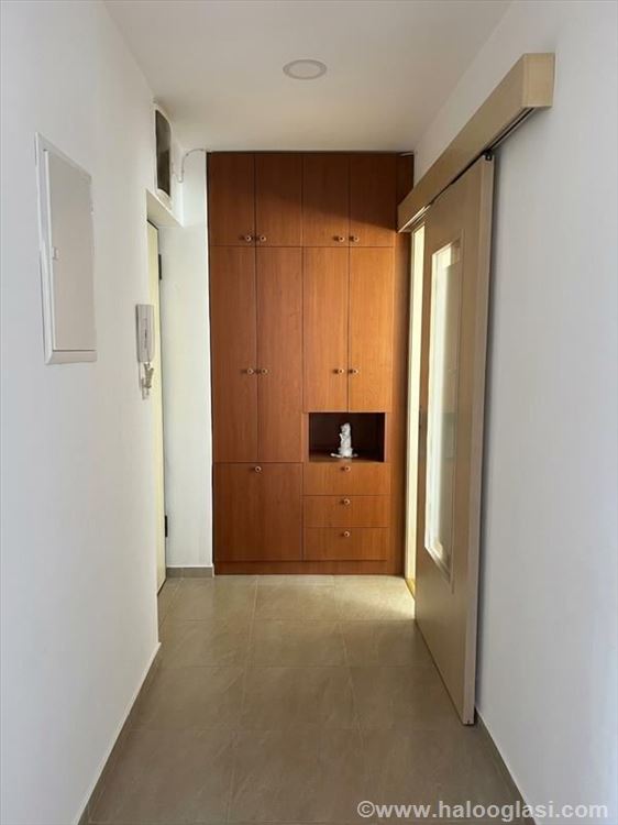 Продается квартира в Панчево-Тесла, благоустроенная, 63m2 — фото