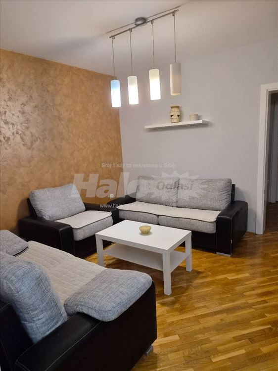 Fotografija stana 8 od 17