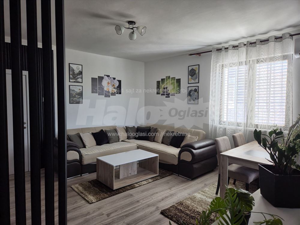 Независимый семейный дом 115 m², Белград — фото