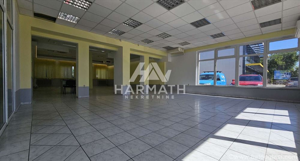 сдаётся коммерческое помещение 141m2, у Йована Микича — фото