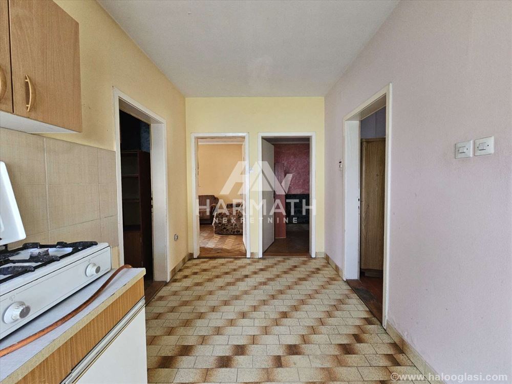 продаётся двухэтажный дом в Кертваросе — фото