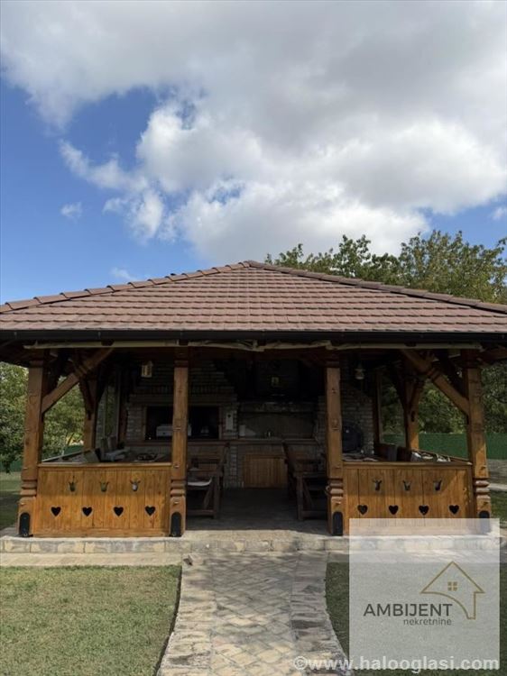 дом в Суботице, 200m2 — фото