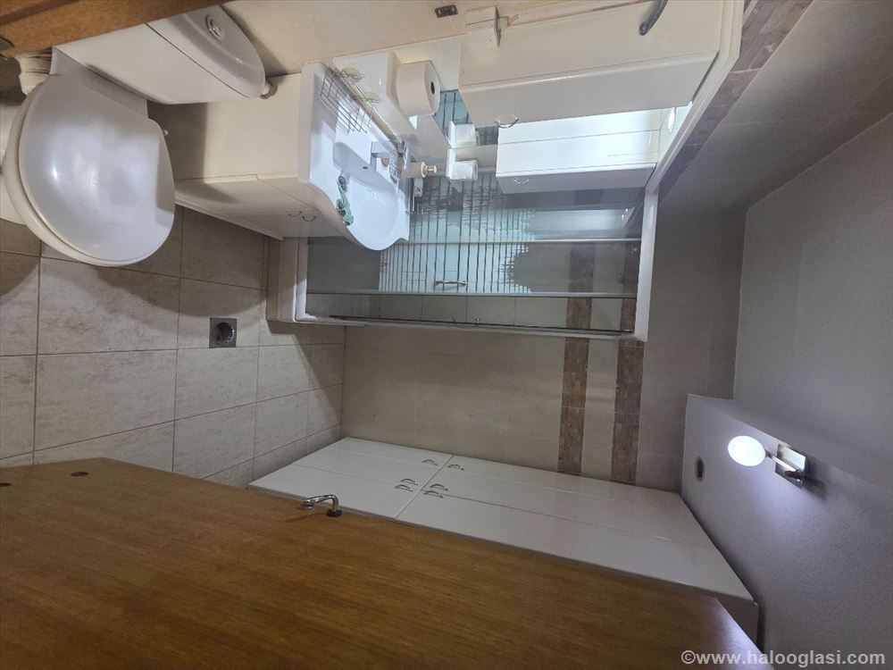 for rent one-and-a-half-room apartment with garage space — photo