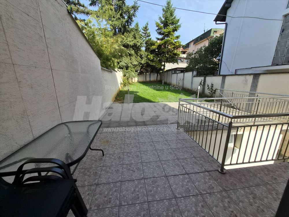 Fotografija stana 3 od 12