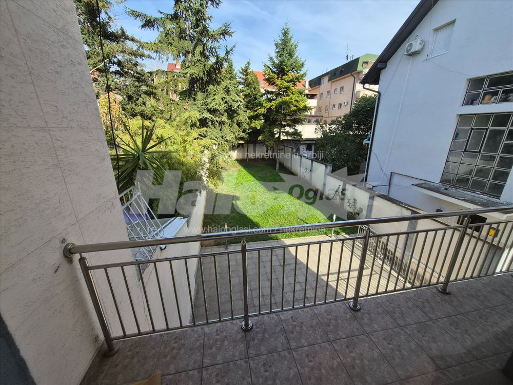 Fotografija stana 9 od 20