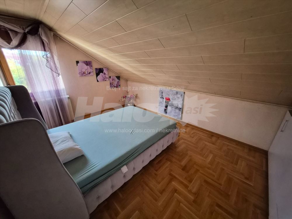 Fotografija stana 15 od 20