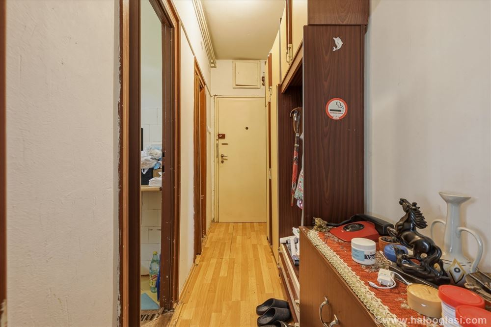 Investiciona prilika na Dedinju | 27 m² | I sprat — fotografija