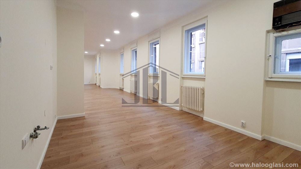 Knez Mihailova, 85m2, 3/6 lift, PP — fotografija