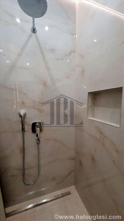 Knez Mihailova, 85m2, 3/6 lift, PP — fotografija