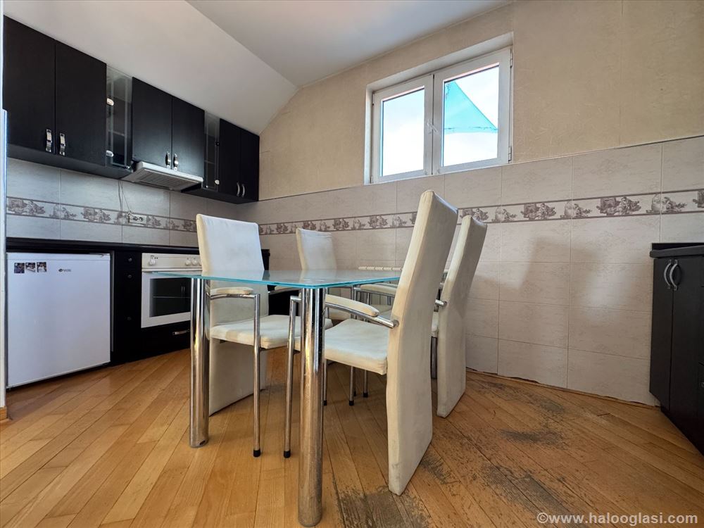 Fotografija stana 7 od 14