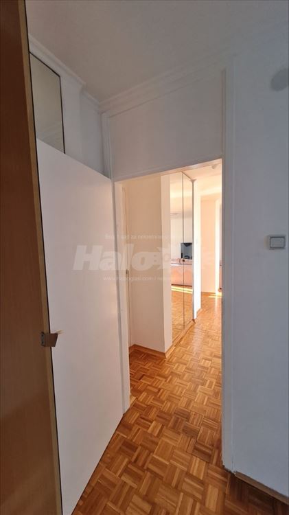 Fotografija stana 10 od 20