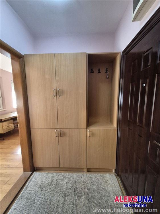 Fotografija stana 10 od 19