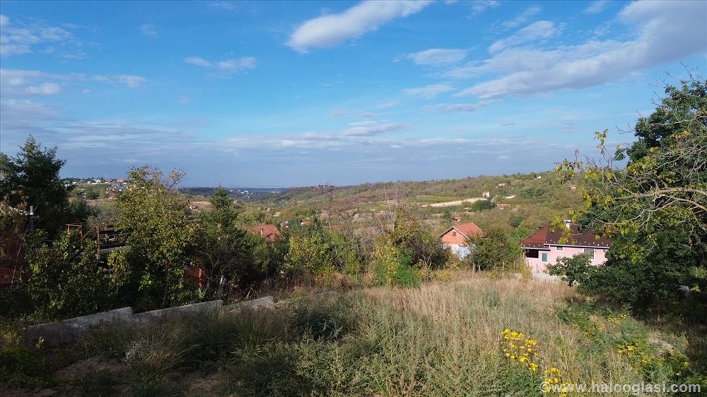 Srem. Kamenica, građevinsko zemljište 1063m2 HITNO — fotografija