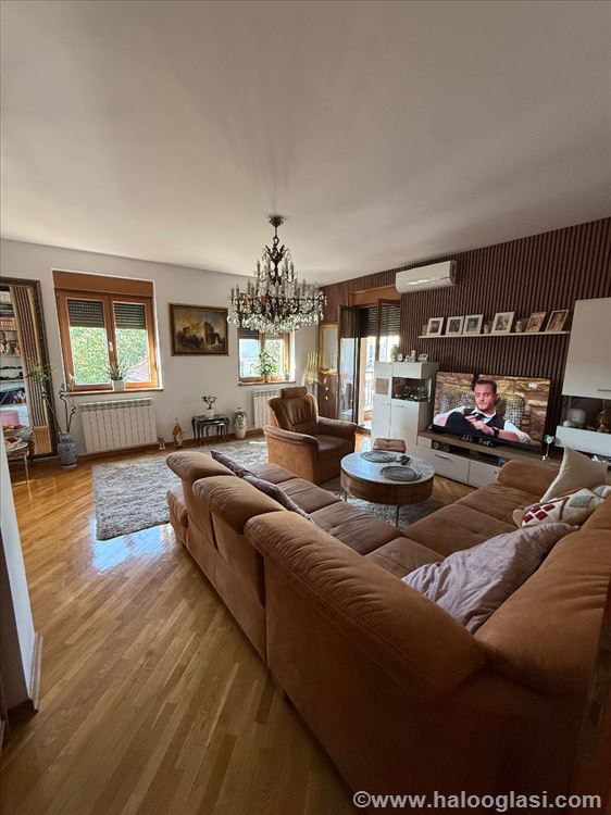 Dedinje, Miloja Đaka |131 m²| four-room apartment — photo