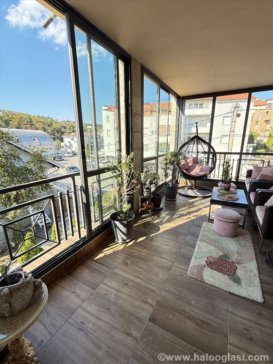 Dedinje, Miloja Đaka |131 m²| four-room apartment — photo