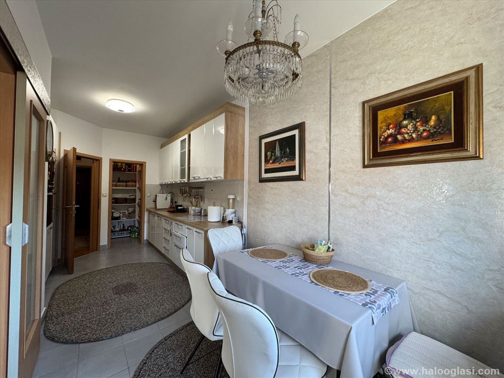 Dedinje, Miloja Đaka |131 m²| four-room apartment — photo