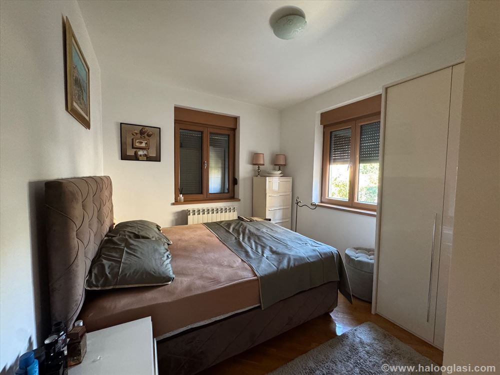 Dedinje, Miloja Đaka |131 m²| four-room apartment — photo